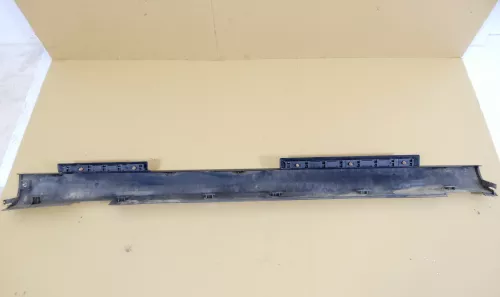 Altea 5P Blende Holm links unten Schweller Unterholmverkleidung schwarz (148908)