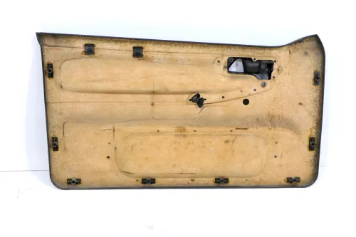 1x Polo 6N Türverkleidung Verkleidung Tür vorne rechts 2/3-Türer schwarz Griff (149019)