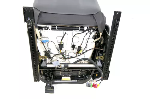 Audi A4 8E B7 auch Kombi Sitz vorne rechts Beifahrersitz 4/5-Türer Sitzheizung (149037)