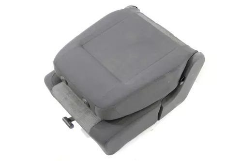 VW Touran Sitz hinten links (hintern Fahrersitz) Rücksitz - für Isofix (149077)
