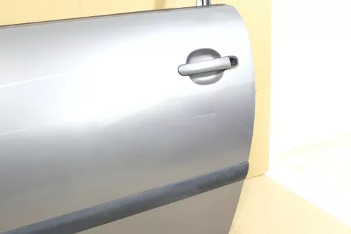 Seat Ibiza 6L Tür Fahrertür 2/3-Türer vorne links silber grau LS7U ohne Anbautei (149130)