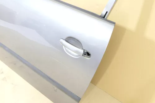 Seat Ibiza 6L Tür Fahrertür 2/3-Türer vorne links silber grau LS7U ohne Anbautei (149130)