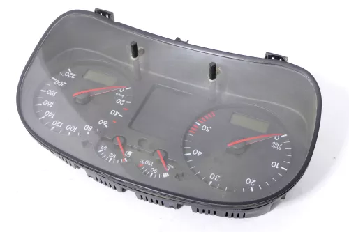 VW Golf 4 Tacho Tachometer Kombiinstrument XXX.000km 1J0920805E TDI Diesel (149145)