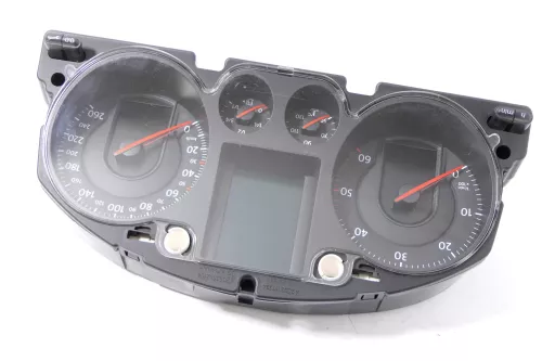 VW Passat 3C Tacho Tachometer 182.00km 3C0920871E Diesel TDI Kombiinstrument (149147)