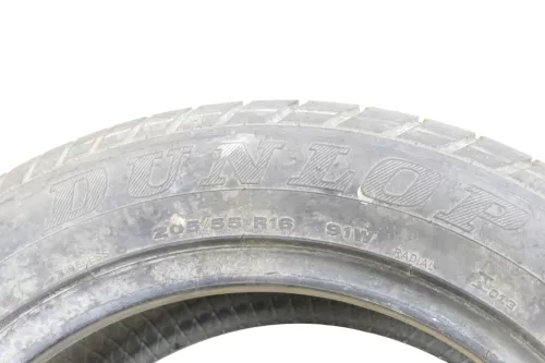 1x VW Golf Passat Reifen 205/55 R16 91W Sommerreifen 7-8mm NUR REIFEN Dunlop (149157)
