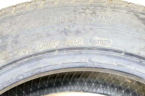 1x VW Golf Passat Reifen 205/55 R16 91W Sommerreifen 7-8mm NUR REIFEN Dunlop (149157)