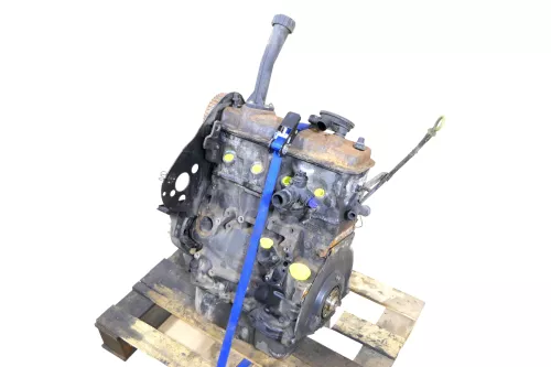 VW T4  Motor 1X  60PS 199.000km(OHNE Einspritzpumpe OHNE Turbo etc (149160)