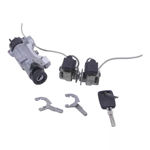 Audi A3 8L Schloßsystem Türschloß links +rechts & 1x Schlüssel Schloß Zündschloß (149239)