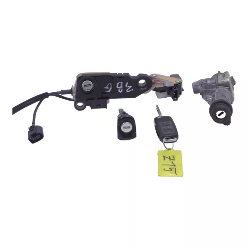 VW Passat 3BG Schloßsystem 1xTürschloß Heckschloß 1x Schlüssel Schloß Zündung ö