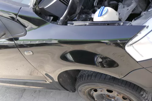 VW Fox 5Z Kotflügel vorne rechts schwarz L041 (150104)