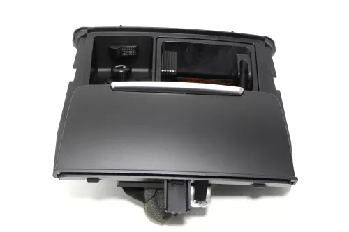 Audi A4 8K Aschenbecher vorne 8K0857951 (150136)