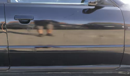 Audi A4 B5 Tür vorne rechts schwarz LY9B (Leiste+Griff beachten) Facelift brilli
