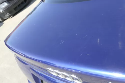 Audi A4 B5 Heckklappe hinten Klappe Kofferraumklappe Limousine blau LZ5K (150204)