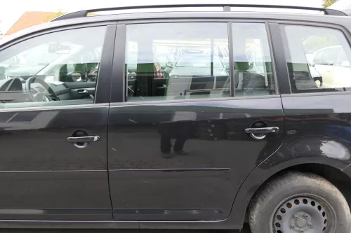 VW Touran 1T 1T3 Tür hinten links schwarz LC9Z metallic blackma ohne Anbaueteile