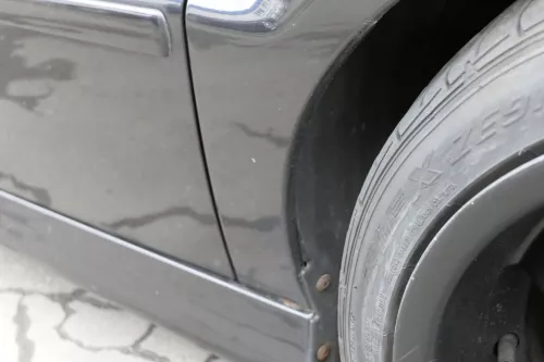 VW Polo 6N2 Kotflügel vorne rechts schwarz LC9Z (bis auf den Schweller) (150932)