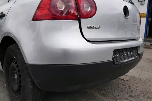 VW Golf 5 1K Limousine Stoßstange hinten Heckstoßstange silber grau LA7W silb (150953)