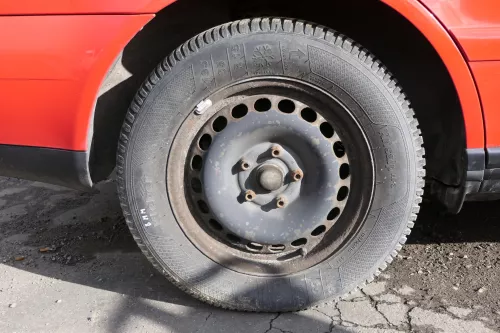 Audi A4 B5 A6 4B Passat 3BG Felgen Reifen Winterreifen M+S 195/65 R15 91T # 8mm (151369)