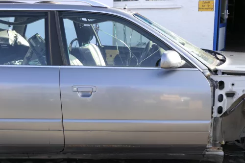 Audi A6 4A C4 Tür Türblatt vorne rechts Beifahrertür grau LY7L - ohne Anbauteile