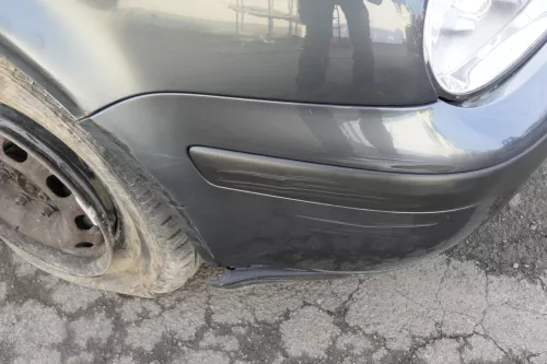 VW Golf 4 Stoßstange vorne Stoßfänger vorn vorne grau LC7V (151594)