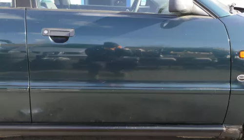 Audi A4 B5 Tür nur Türblatt vorn rechts Beifahrertür grün LZ6U Kombi Limo