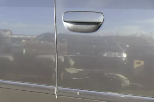 Audi A6 4B C5 Tür Türblatt vorne rechts Beifahrertür grau LZ4V (151658)