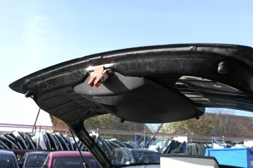 VW Fox 5Z Heckklappe Kofferraumklappe Klappe hinten + Scheibe schwarz L041 uni (151741)