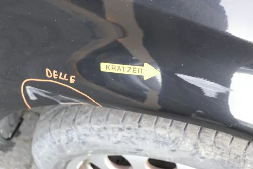 Audi A6 4B Kotflügel vorne rechts schwarz (bis ca.Mitte 2001 passe (151773)