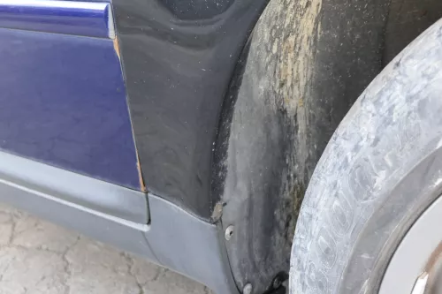 Audi A6 4B Kotflügel vorne rechts schwarz (bis ca.Mitte 2001 passe (151773)