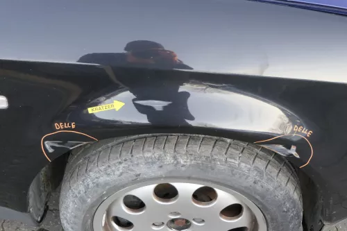 Audi A6 4B Kotflügel vorne rechts schwarz (bis ca.Mitte 2001 passe (151773)