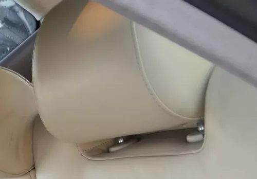 Audi A4 B5 A6 4B Kopfstütze hinten rechts oder links Leder besch melange beige