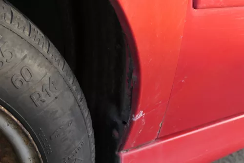 VW Polo 6N2 Kotflügel vorne links rot LP3G (bis auf den Schweller) (151815)