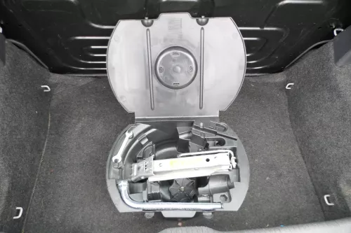 VW Polo 6R 6C 9N Bordwerkzeug Wagenheber Schlüssel Werkzeug (151894)