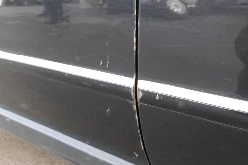 VW Passat 3B 3BG Kombi + Limo Tür vorne links Fahrertür schwarz LC9Z black mag (152013)