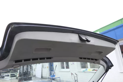 VW Golf 4 Limousine Heckklappenverkleidung Verkleidung Heckklappe grau