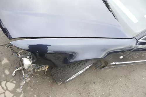 Audi A8 4D Kotflügel vorne links blau LZ5L 4D0821021A (152152)