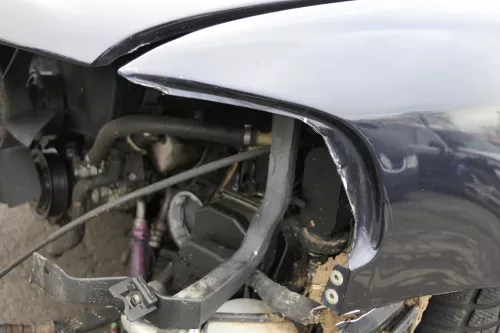 Audi A8 4D Kotflügel vorne links blau LZ5L 4D0821021A (152152)