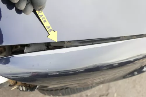 Audi A8 4D Kotflügel vorne links blau LZ5L 4D0821021A (152152)