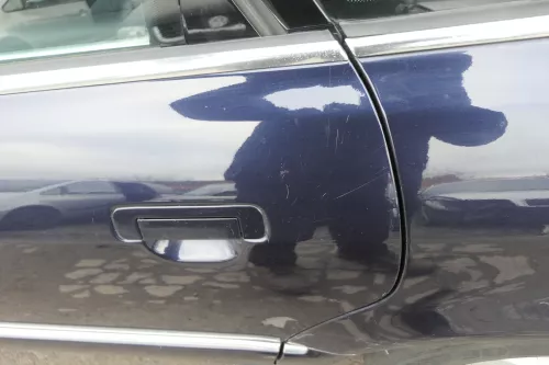 Audi A8 4D Tür Türblatt hinten links blau LZ5L mit Rahmen (152158)