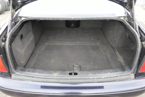 Audi A8 4D Verkleidung Teppich Kofferraum Kofferraumteppich Ladeboden