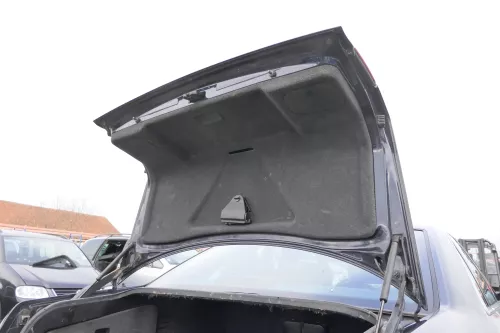 Audi A8 4D Abdeckung Verkleidung Kofferraum hinten Heckklappe Deckel