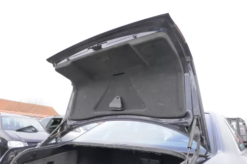 Audi A8 4D Abdeckung Verkleidung Kofferraum hinten Heckklappe Deckel