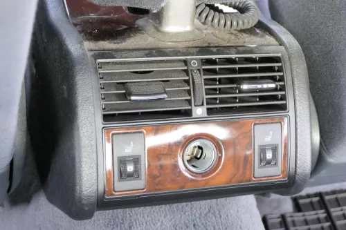 Audi A8 4D Verkleidung Klappe Abdeckung Dekor Holz Optik Mittelkonsole (152328)