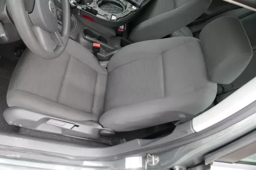 VW Golf 5 auch Plus Sitz Fahrersitz vorne links