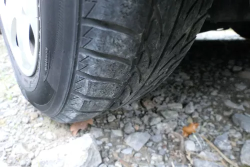 Audi A4 8E A6 4B Alufelgen 195/65 R15 91T Winterreifen Reifen 4-6mm 8E0601025 (152391)