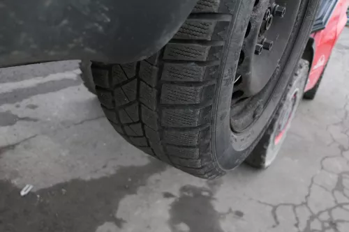 Skoda Superb 3U Passat 3BG Felgen Reifen Winterreifen M+S 205/60 R15 95H 4-6mm (152421)