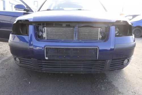 VW Passat 3BG Stoßstange vorne Frontstoßstange Stoßfänger blau LD5Q shadowblue