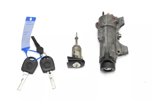 VW Passat 3BG 3B Schloßsystem 1x Türschloß links 2x Schlüssel Schloß Zündschloß