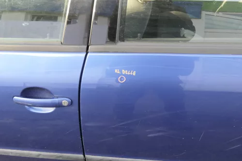 VW Passat 3B 3BG Kombi Variant Tür hinten links blau LR5V + Scheibe (152532)