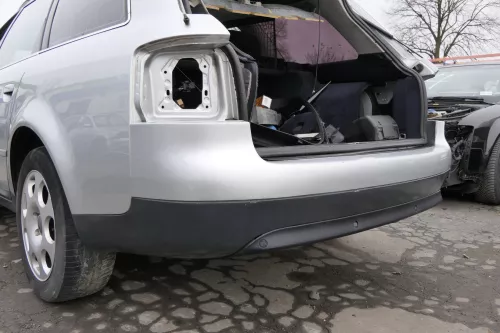 Audi A6 4B Kombi Avant Stoßstange hinten Heckstoßstange grau silber LY7M - PDC (152577)