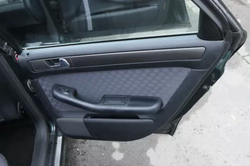 Audi A6 4B Türverkleidung Verkleidung Tür vorne +hinten links und rechts 152605 (152605)